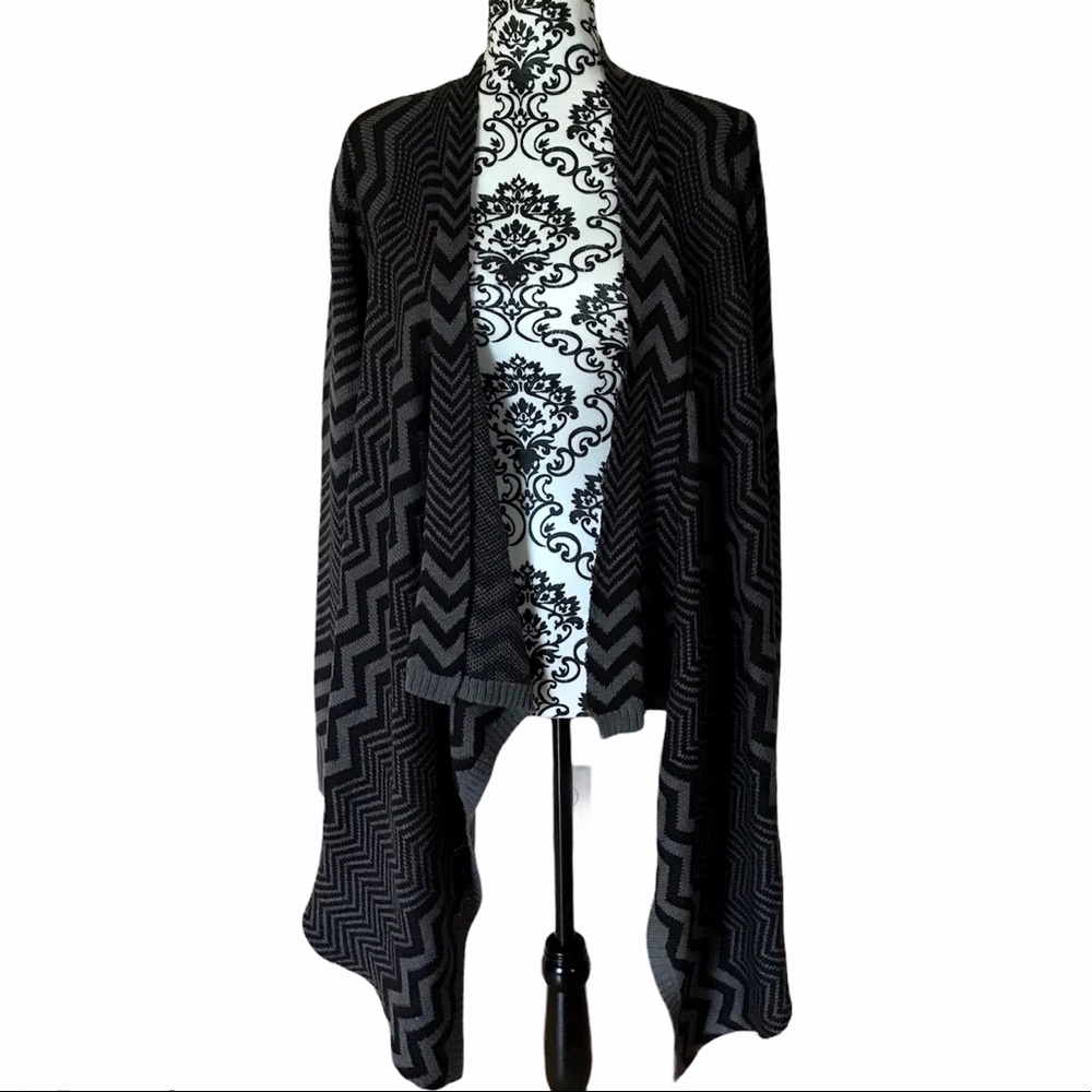 CHARMING CHARLIE CARDIGAN